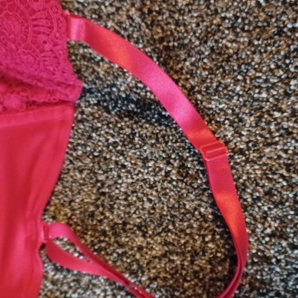 Frederick's bra - Picture 6 of 8